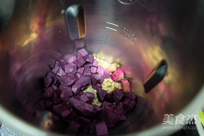 Purple Sweet Potato Rose Oatmeal Soy Milk recipe