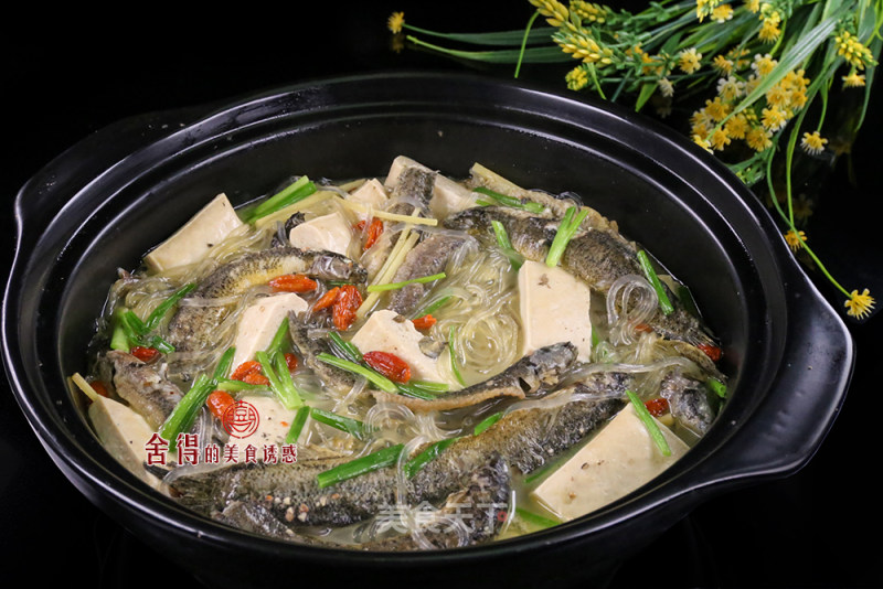 Braised Tofu with Vermicelli and Loach recipe