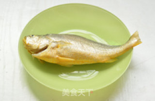 Steamed Yellow Croaker recipe