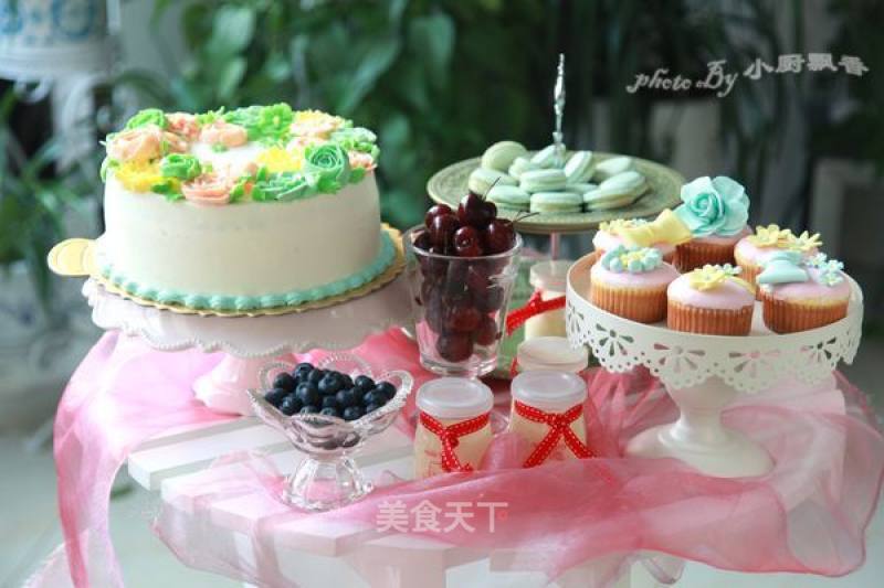 "fan Dai Chun Se" Dessert Table-make A Beautiful Home Baked Dessert Table