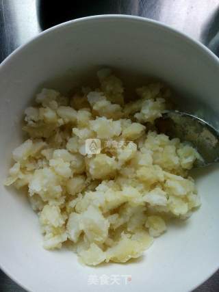 Black Pepper Beef Mashed Potato Pizza recipe