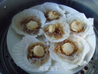 Steamed Scallops with Garlic Vermicelli recipe