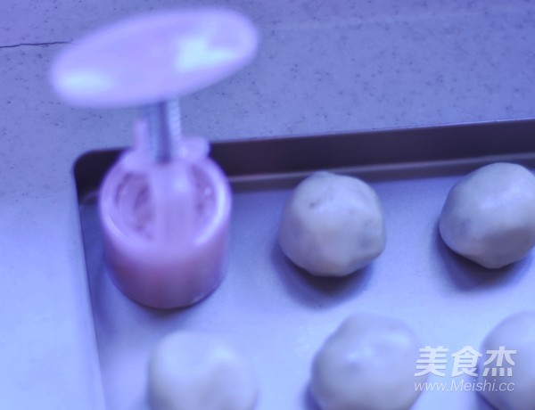 Bean Paste and Egg Yolk Mooncakes recipe