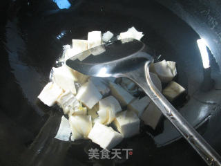 Roasted Winter Bamboo Shoots with Peanuts recipe