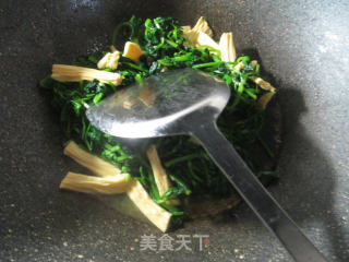Fried Bean Sprouts with Yuba recipe