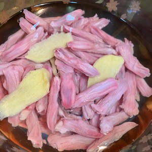 Spicy Duck Tongue recipe