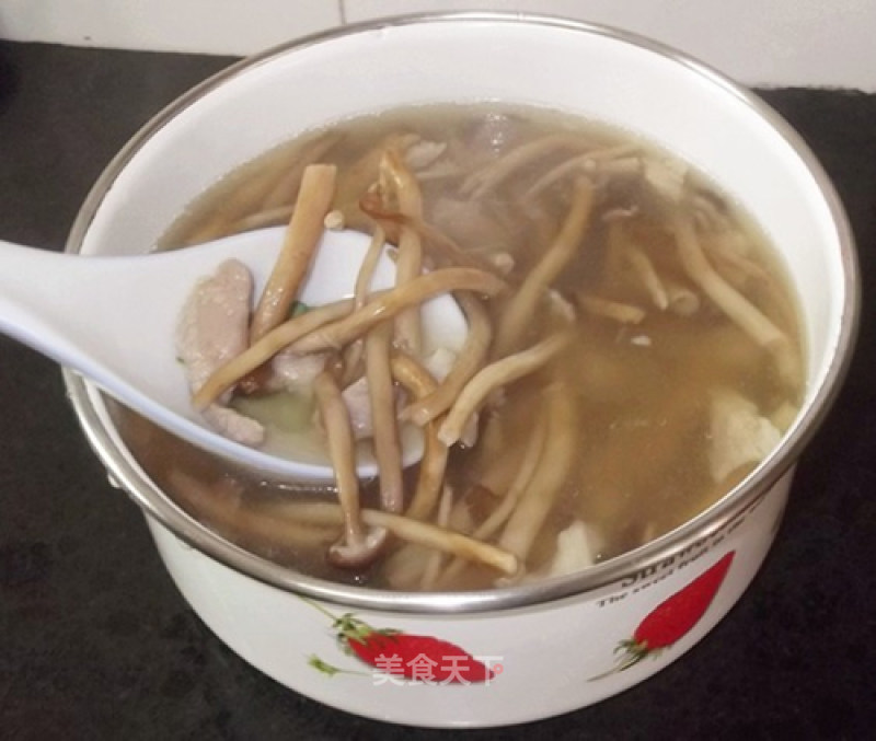 Tea Tree Mushroom Pork Soup recipe