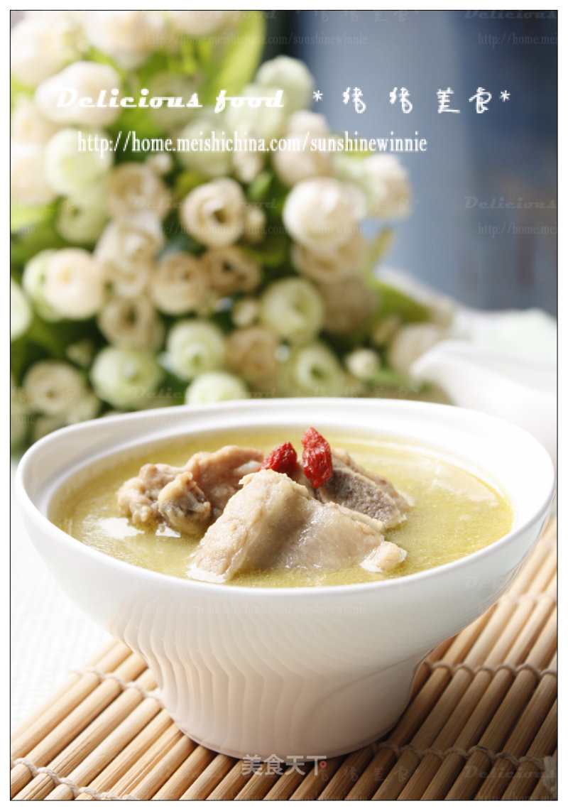Nutrition, Health, and Beautiful Color ------ Broad Bean Stewed Ribs recipe