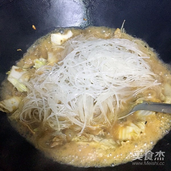 Stewed Cabbage with Beef Vermicelli recipe