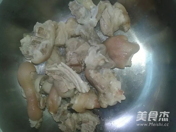 Pork Feet and Barley Soup recipe