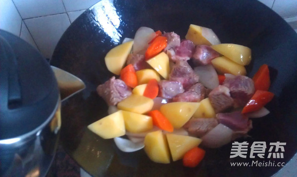 Beef Stew with Potatoes recipe