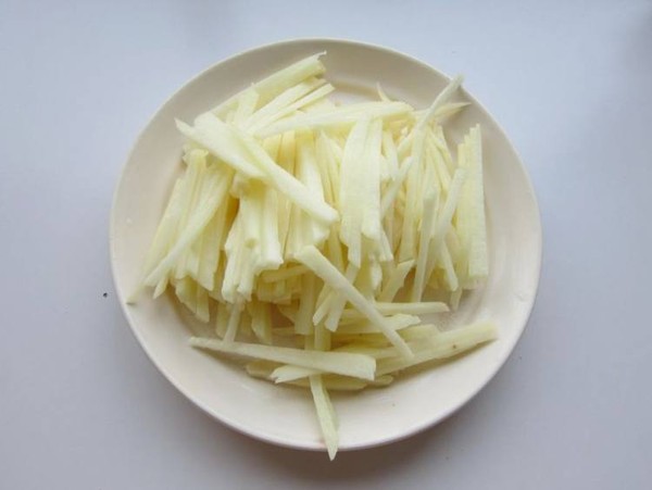 Stir-fried Potatoes with Celery recipe