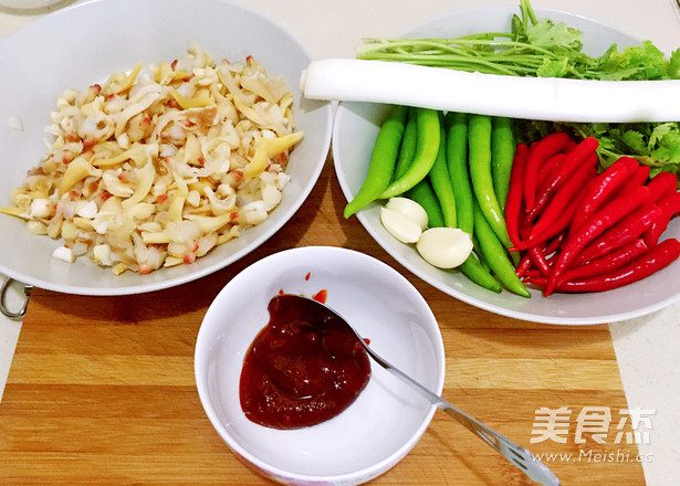 Spicy Stir-fried Clam Meat recipe