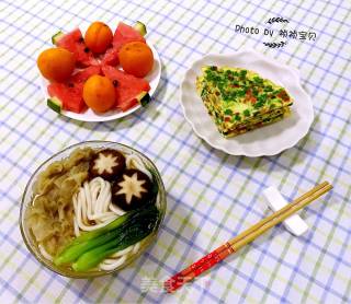 Seasonal Vegetable Meat Yan Udon Noodles recipe