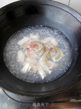 Spinach Sauce Seafood Soup recipe