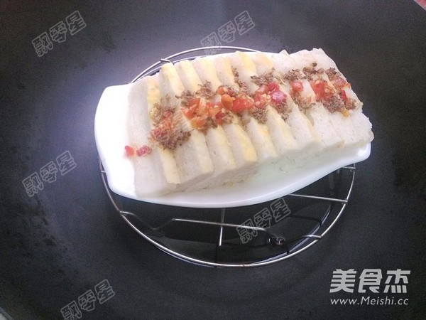 Steamed Fish Cake with Chopped Pepper recipe