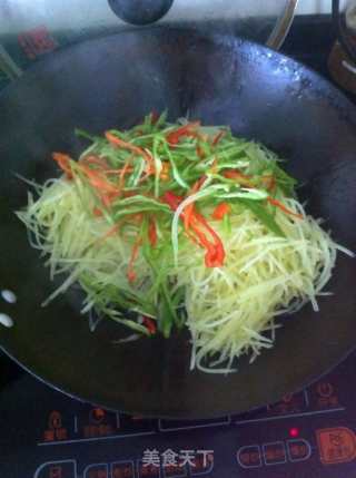 Hot and Sour Potato Shreds recipe