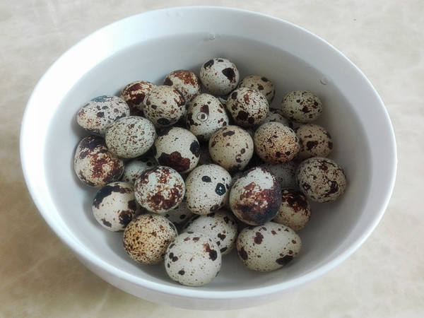 Braised Pork with Quail Eggs recipe