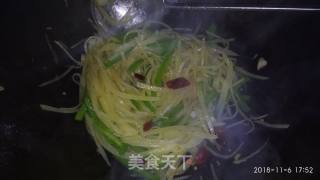Green Pepper and Potato Shreds recipe
