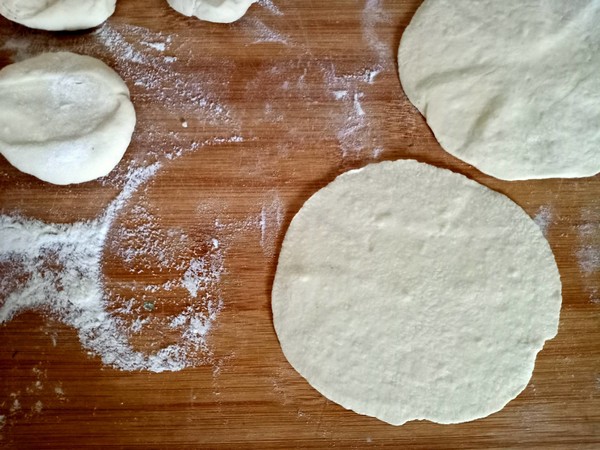 Fennel Meat Fried Buns recipe