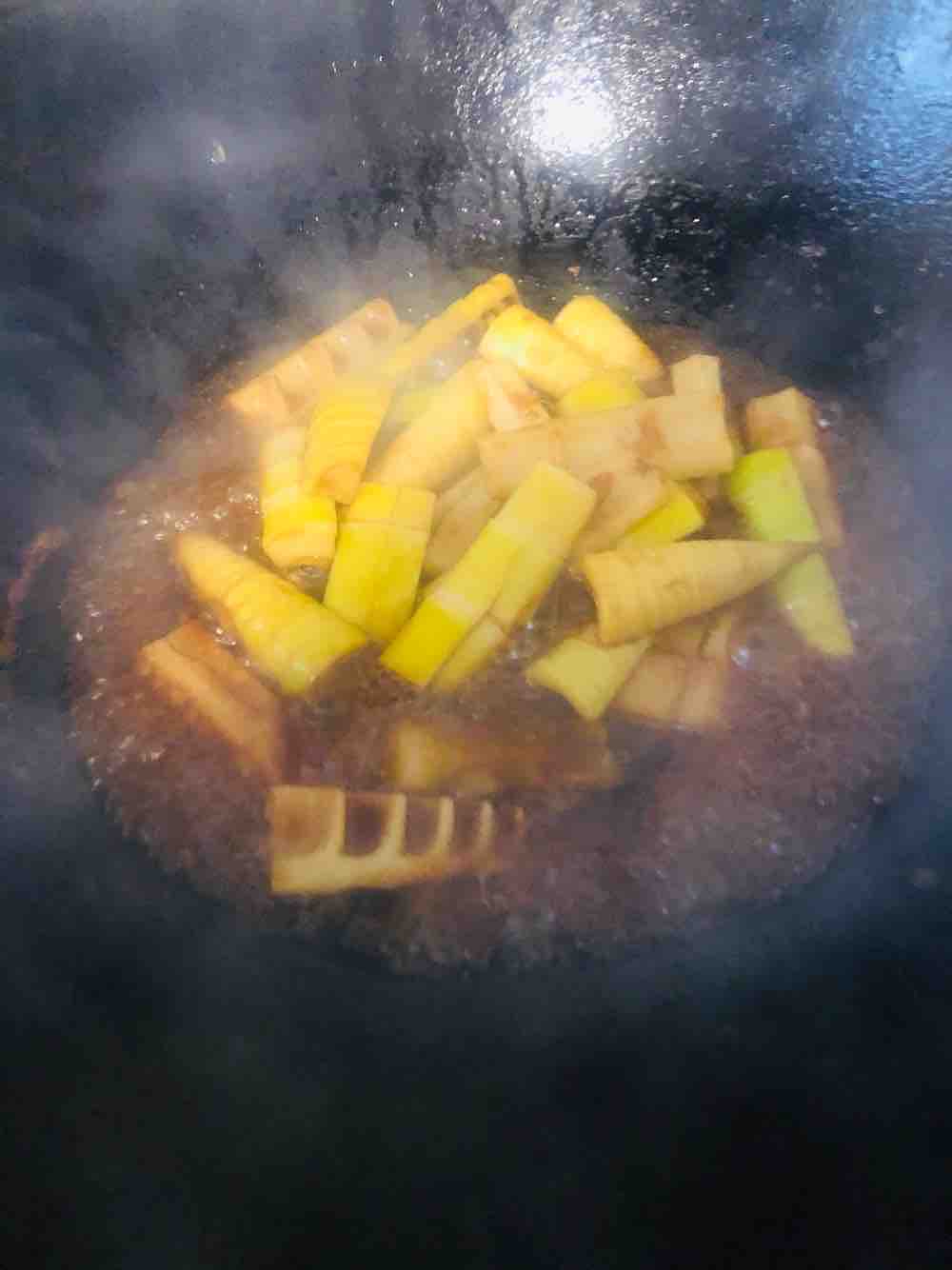 Braised Spring Bamboo Shoots in Oil recipe