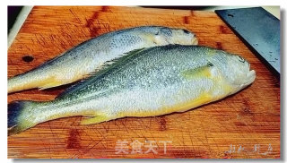 Dry Roasted Yellow Croaker recipe