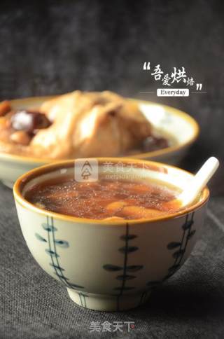 [healthy Soup] Nourishing Blood and Nourishing Deficiency——boletus Edulis Chicken Soup recipe