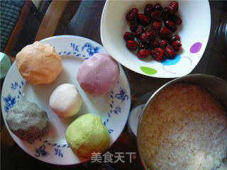 Colorful Glutinous Rice Balls with Lees recipe