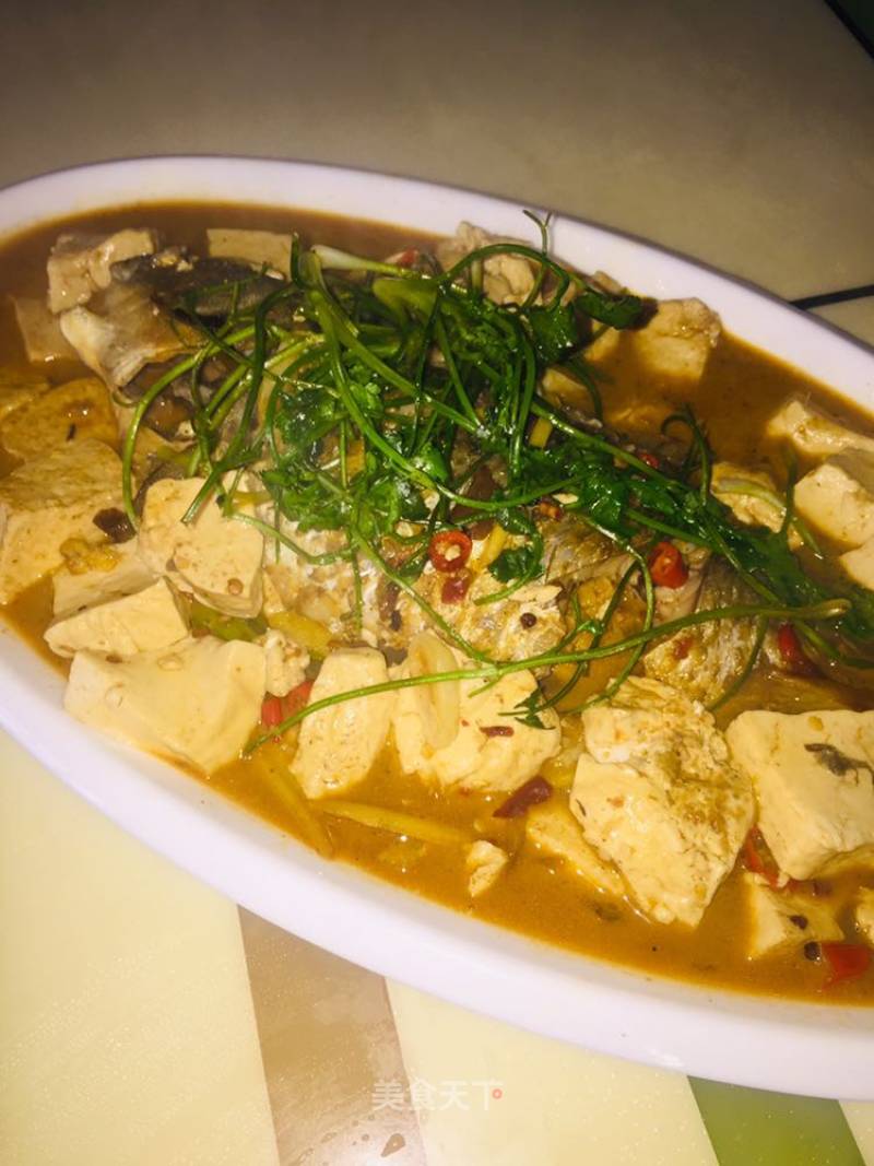 Braised Tofu with Crucian Carp recipe