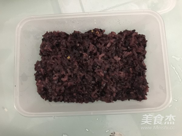 Purple Rice Cheese Toast recipe