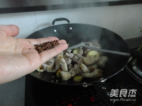 Braised Pork with Pleurotus Eryngii recipe