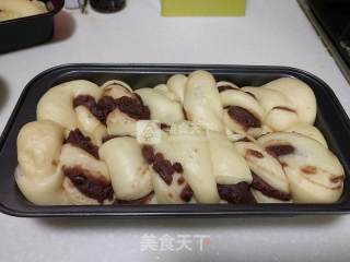 Bean Paste Twisted Bun recipe