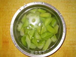 Bean Drum with Celery recipe
