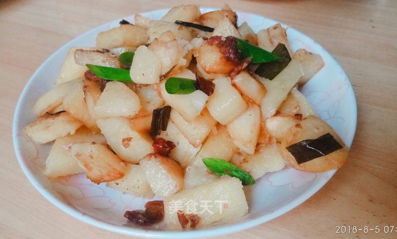 Pan-fried Cumin Potato Chunks recipe