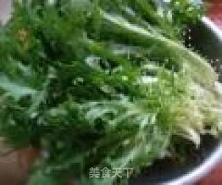 Sesame Sauce Bitter Chrysanthemum recipe