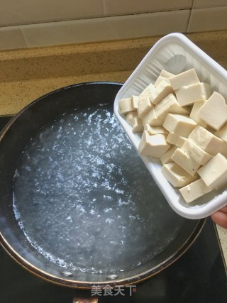Tongcao Crucian Carp Tofu Soup recipe
