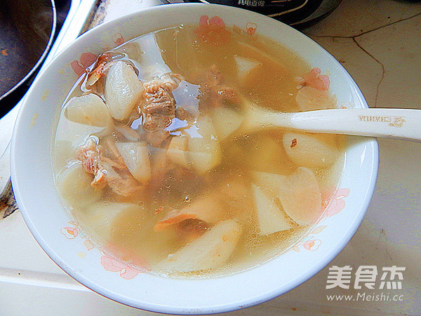 White Radish Big Bone Soup recipe
