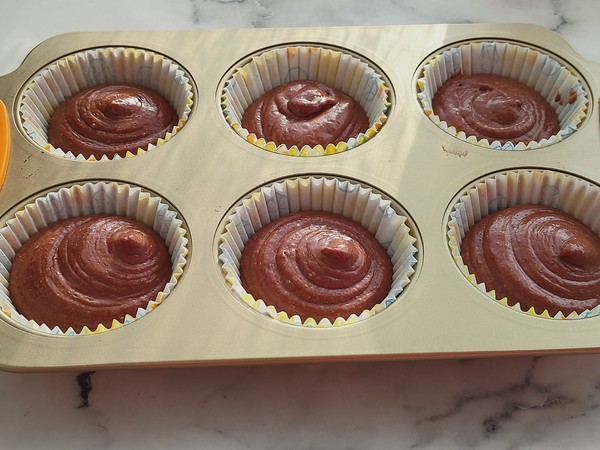 Chocolate Cupcakes ︱ Chocolate Control is Not to be Missed recipe