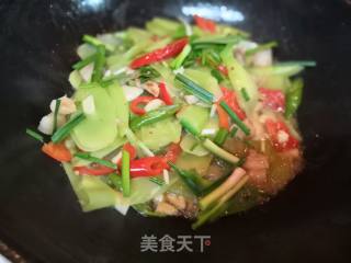 Stir-fried Pork Belly with Lettuce recipe