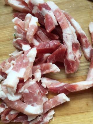 Stir-fried Pork with Spinach recipe