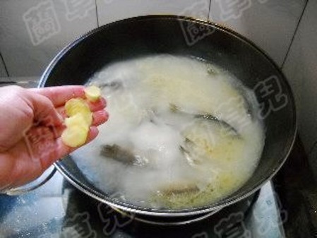 Chrysanthemum Fish Fillet Hot Pot recipe