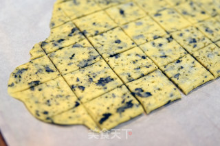 How to Make Seaweed Soda Crackers recipe