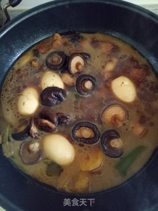 Braised Pork with Mushrooms recipe