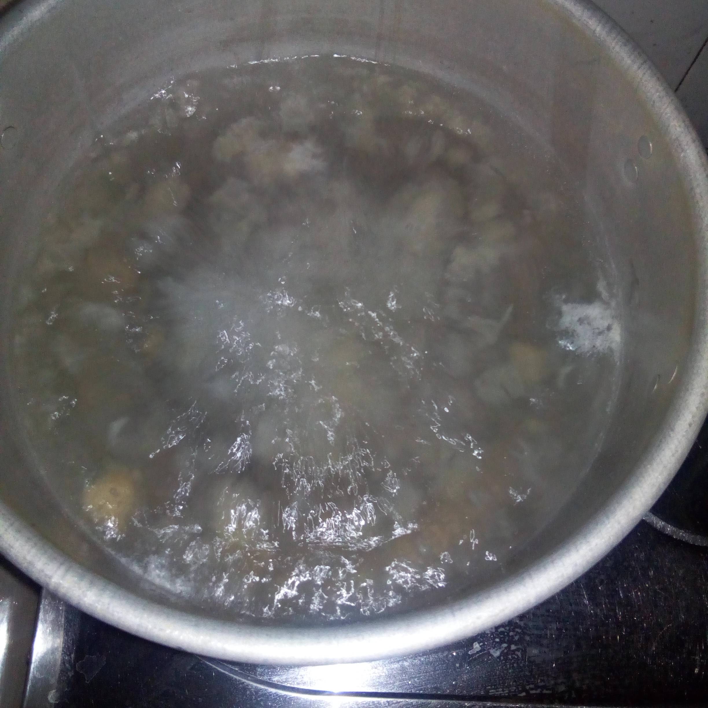 White Fungus, Red Dates, Wolfberry Porridge recipe