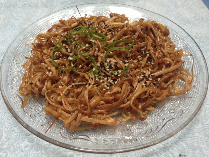Pan-fried Five Spice Spicy Enoki Mushroom recipe