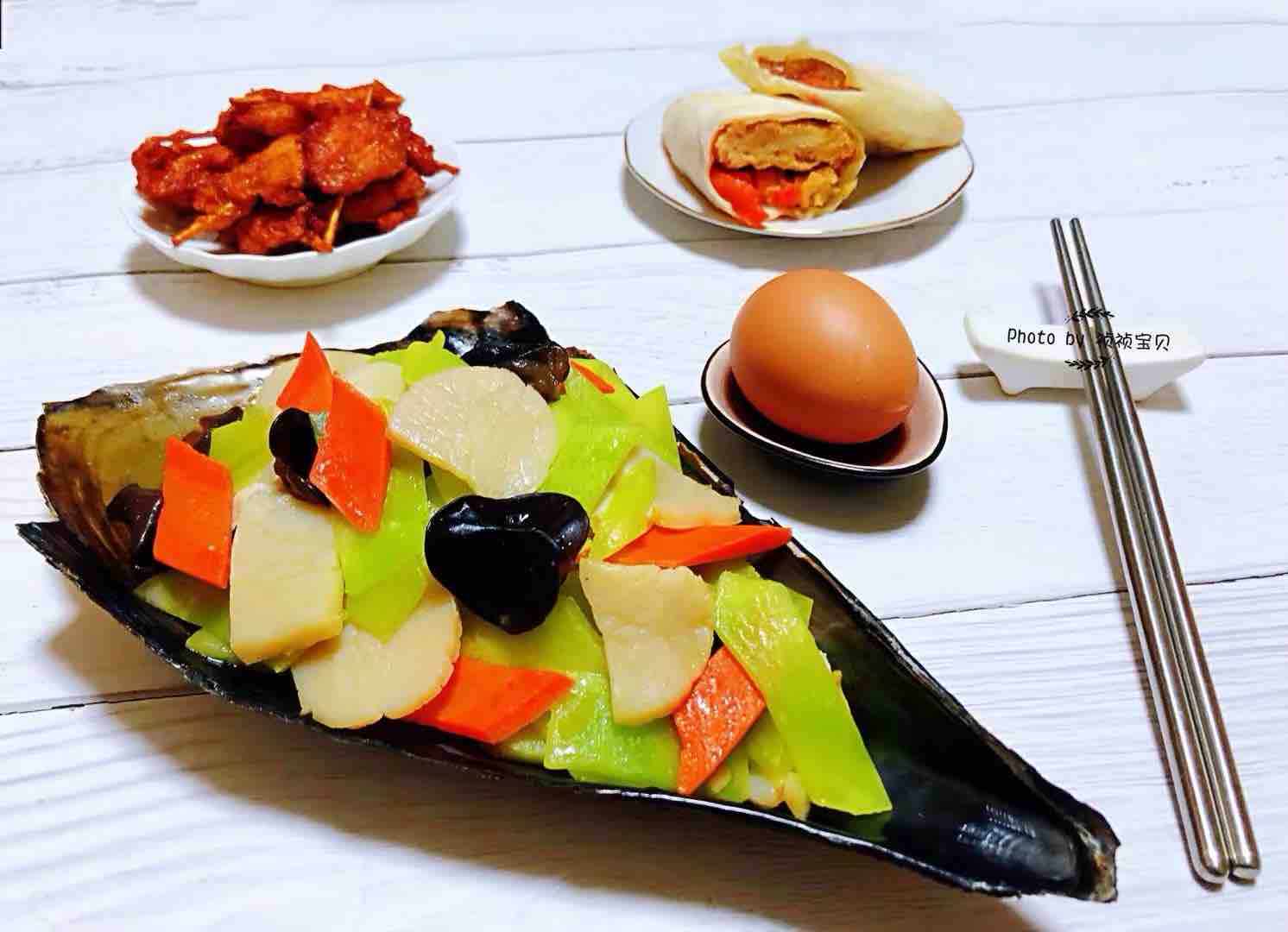 Scallops Fried Lettuce and Carrot Fungus recipe