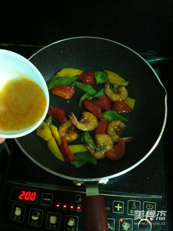 Fish-flavored Prawns recipe