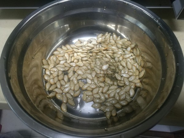 Microwave Roasted Pumpkin Seeds recipe