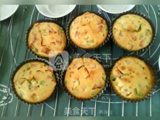 #aca烤明星大赛# Low-oil Mixed Vegetable Ham Muffin recipe