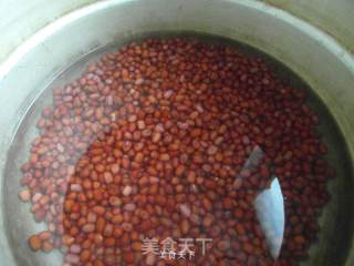 Homemade Honey Red Beans recipe